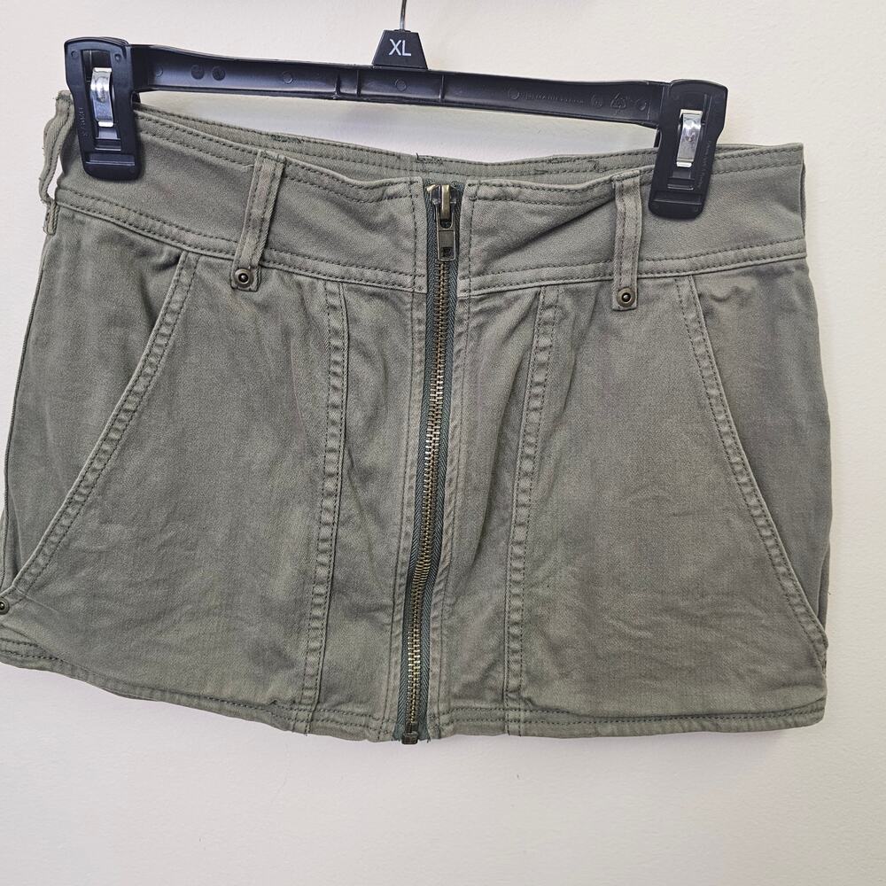Free People Olive Green Zip Front Mini Skirt Size 0 Utility Cargo Boho Festival - Picture 3 of 5
